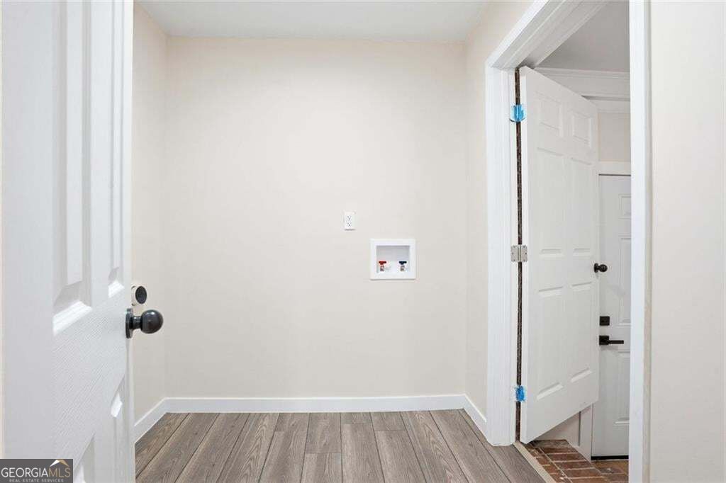 1902 Mural Circle Property Photo 14