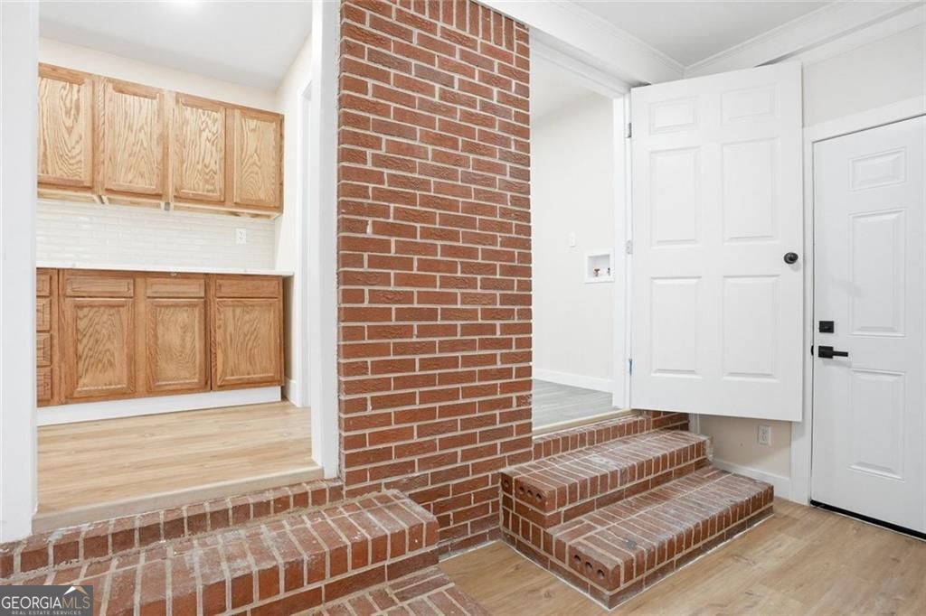 1902 Mural Circle Property Photo 15