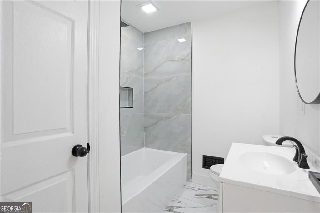 1902 Mural Circle Property Photo 35