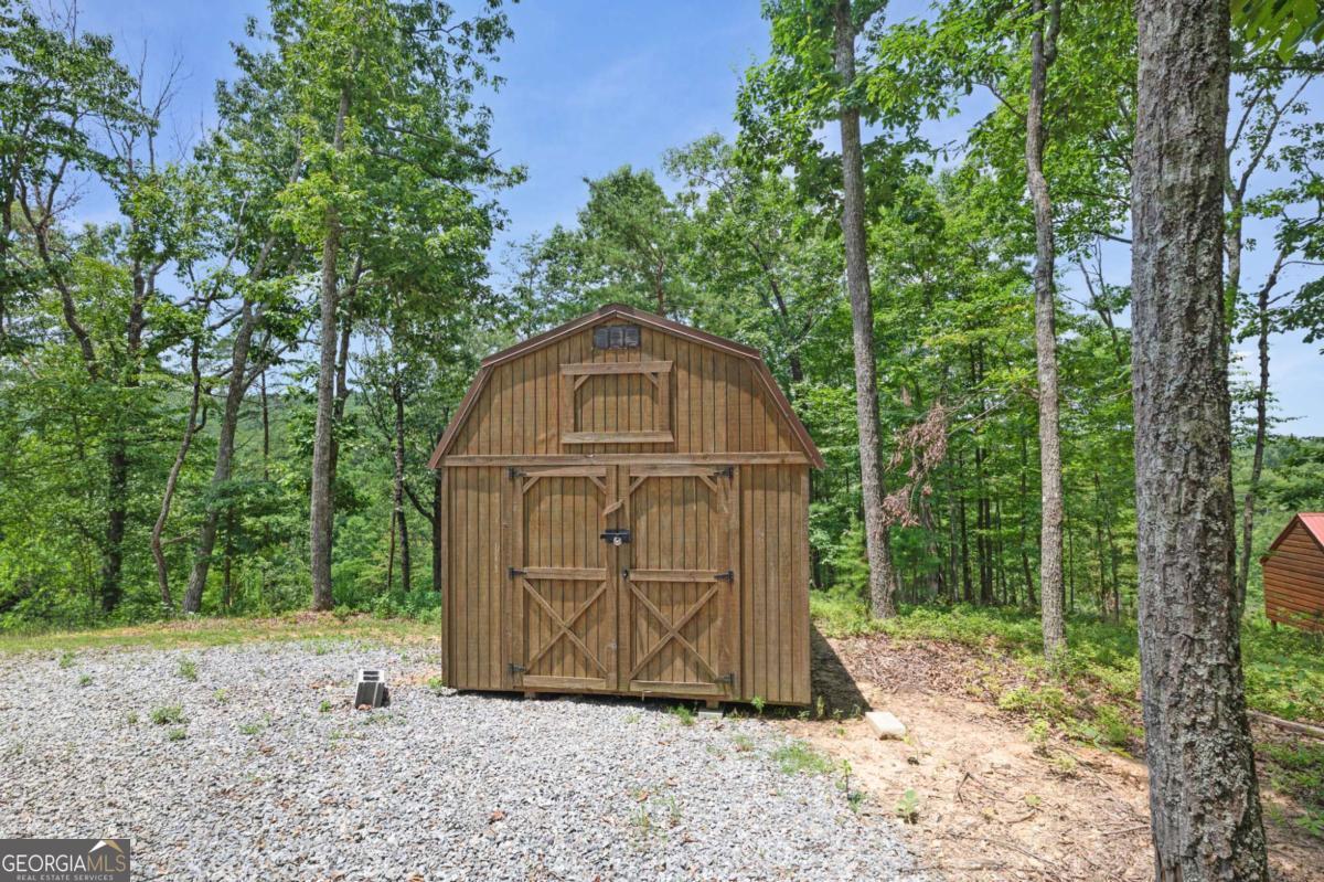 1390 Foxhound Trail Ne Property Photo 6