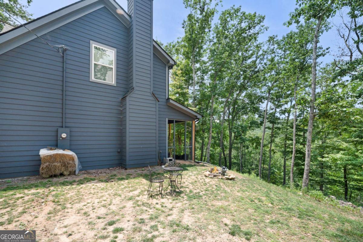 1390 Foxhound Trail Ne Property Photo 37