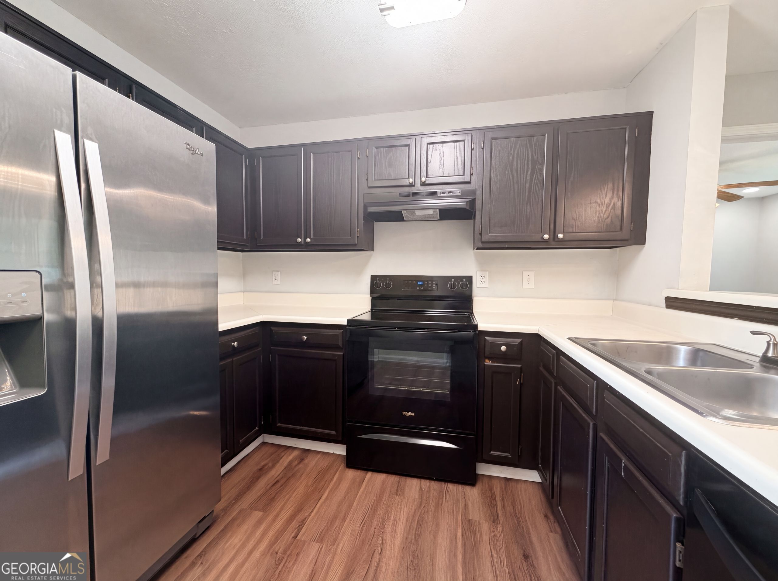 2 Ember Way Property Photo 2