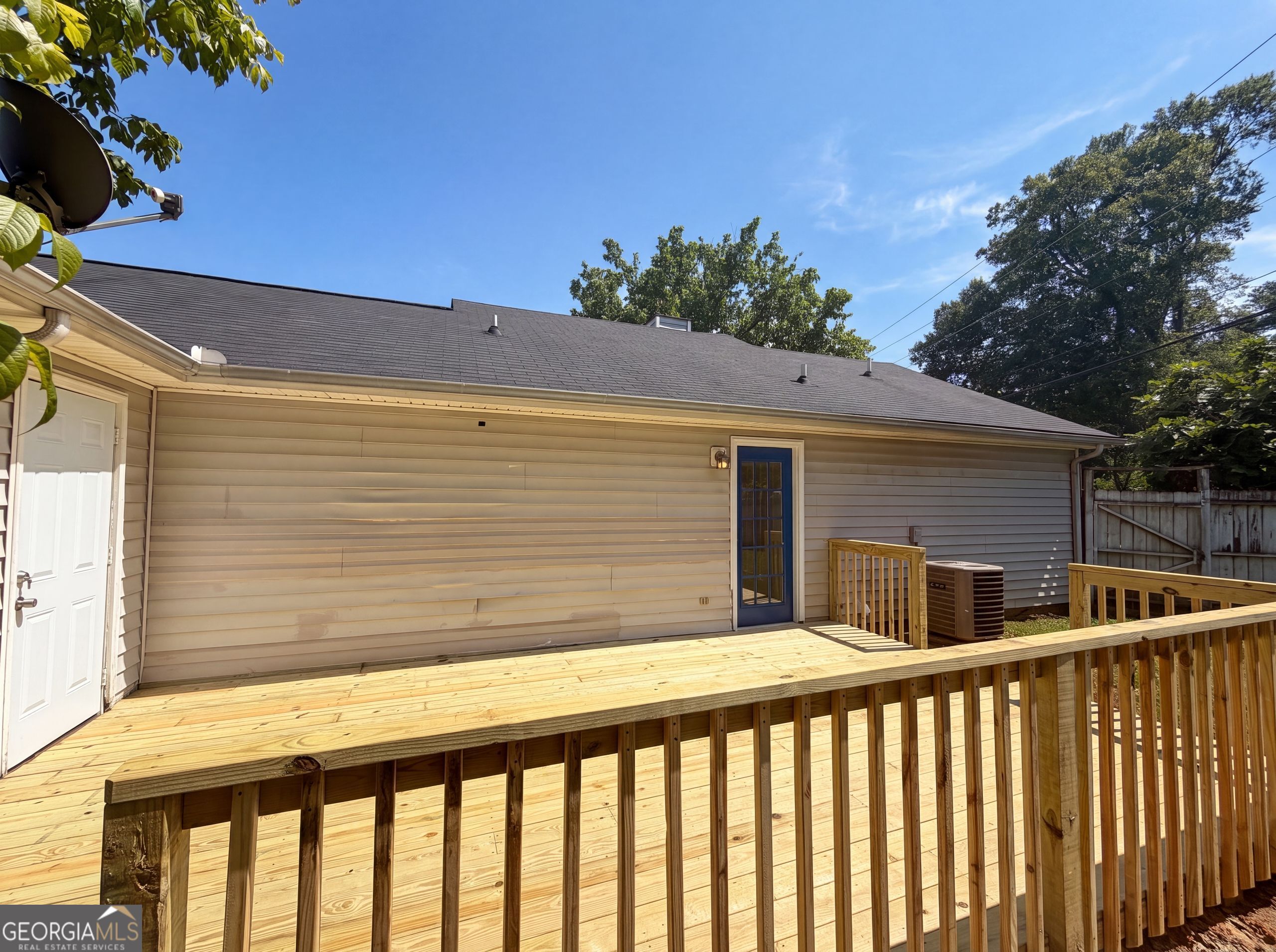 2 Ember Way Property Photo 17