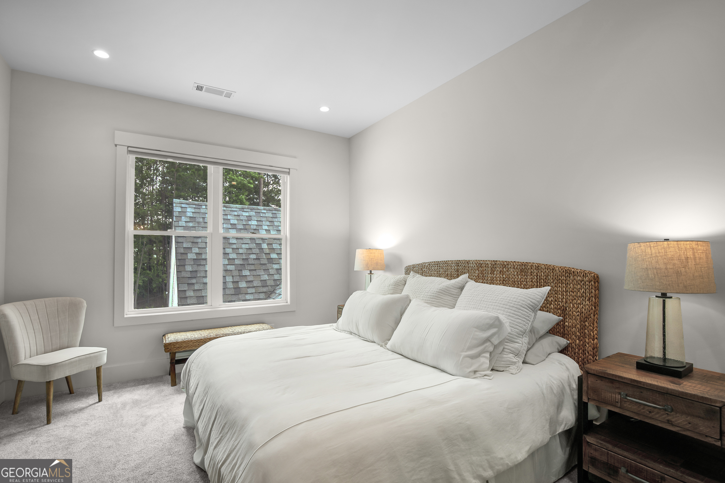 144 Forest Berry Court Property Photo 44