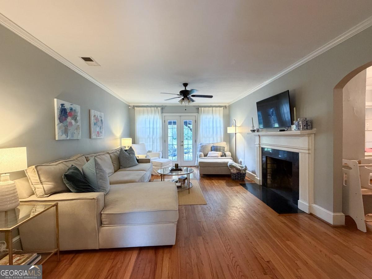 208 Dodd Street Nw Property Photo 2