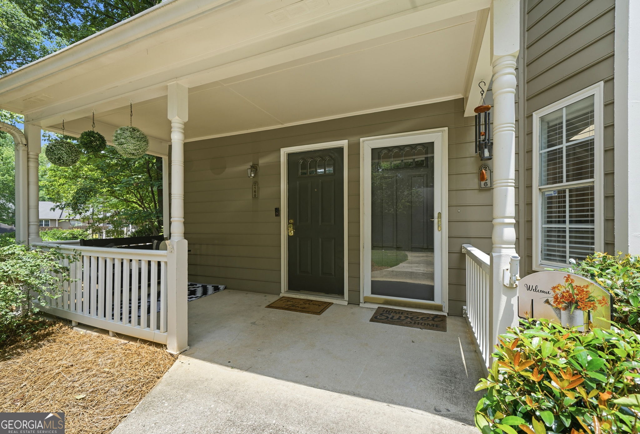 2166 N Forest Trail Property Photo 2