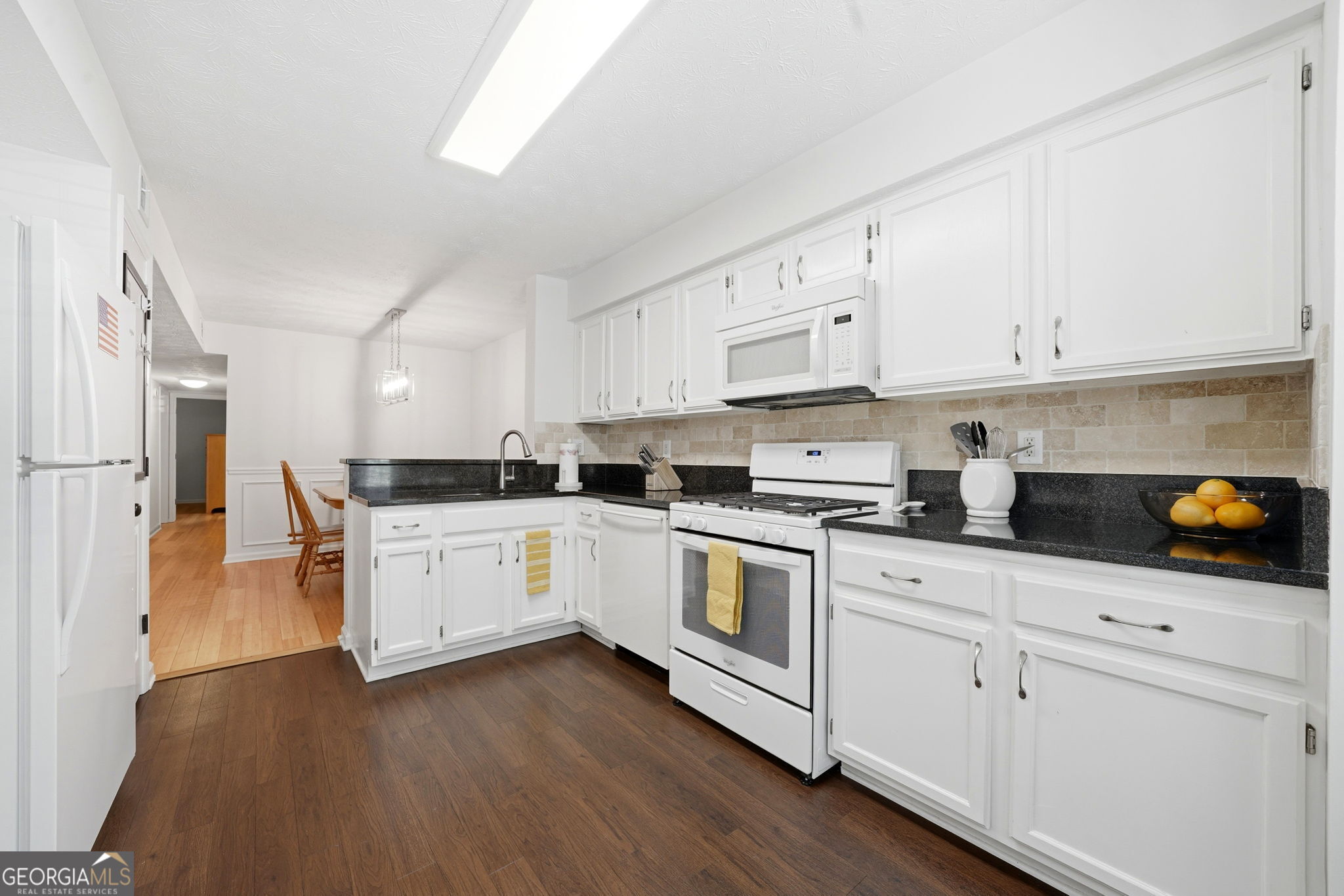 2166 N Forest Trail Property Photo 5
