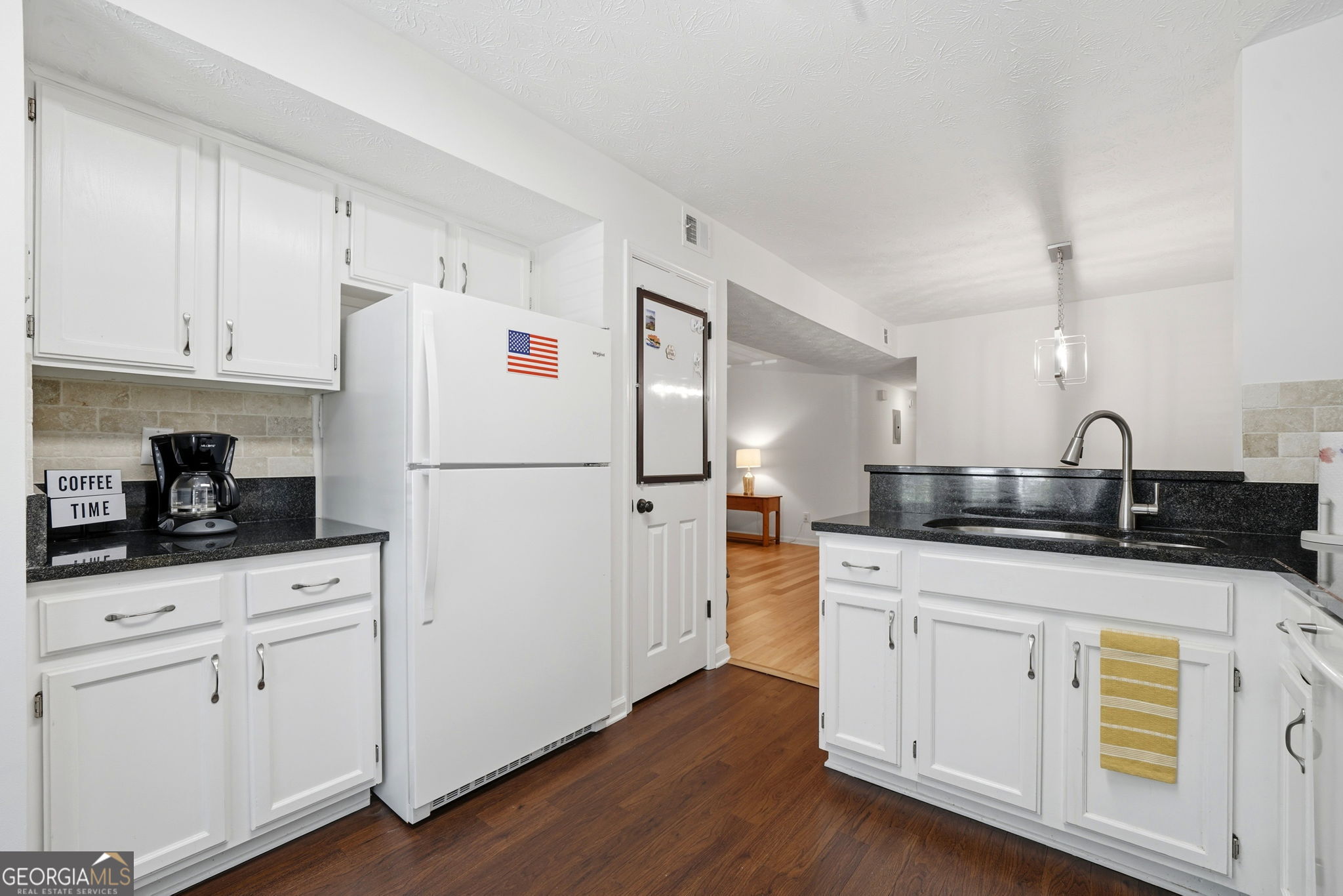 2166 N Forest Trail Property Photo 6