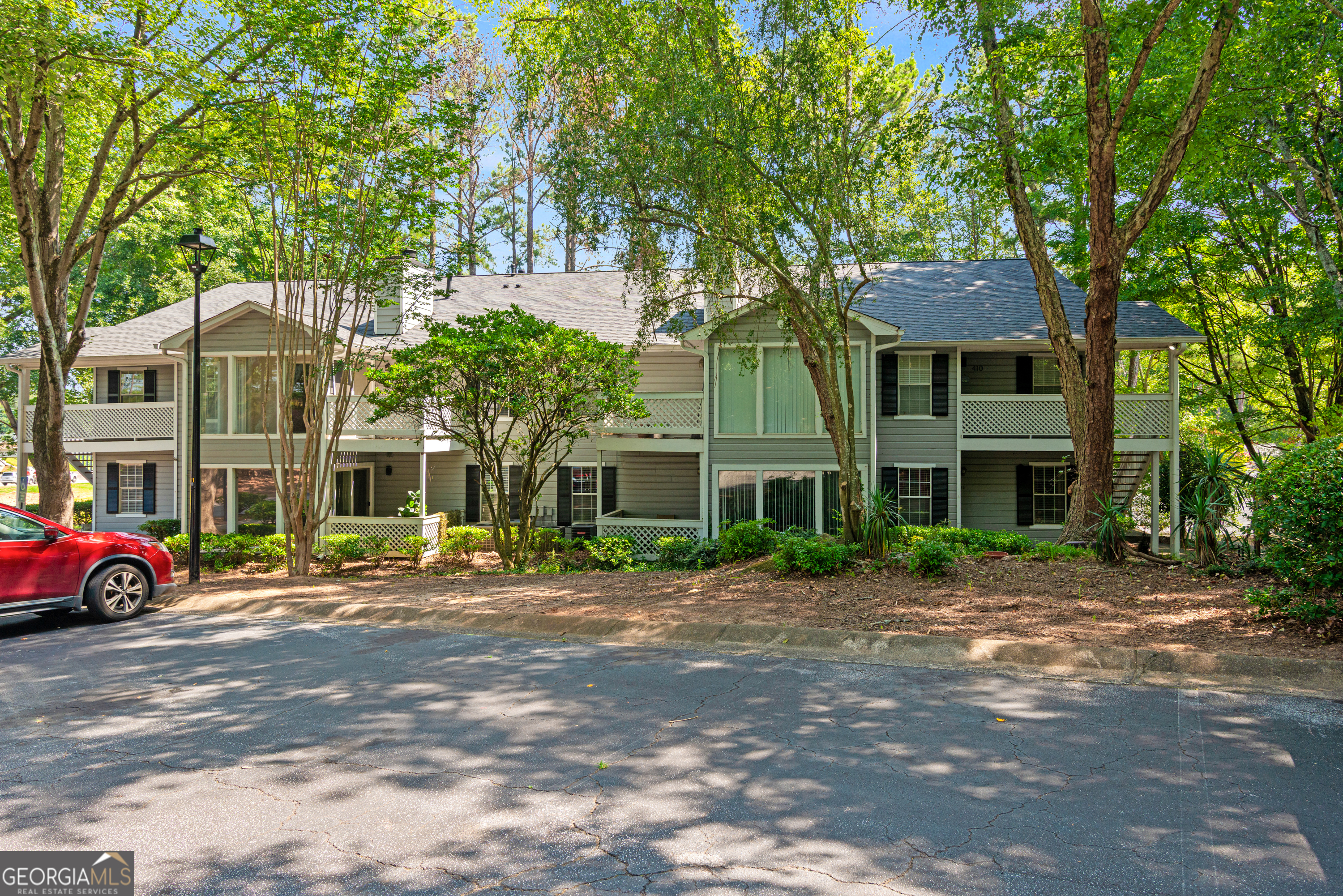 407 Natchez Trace Property Photo 1