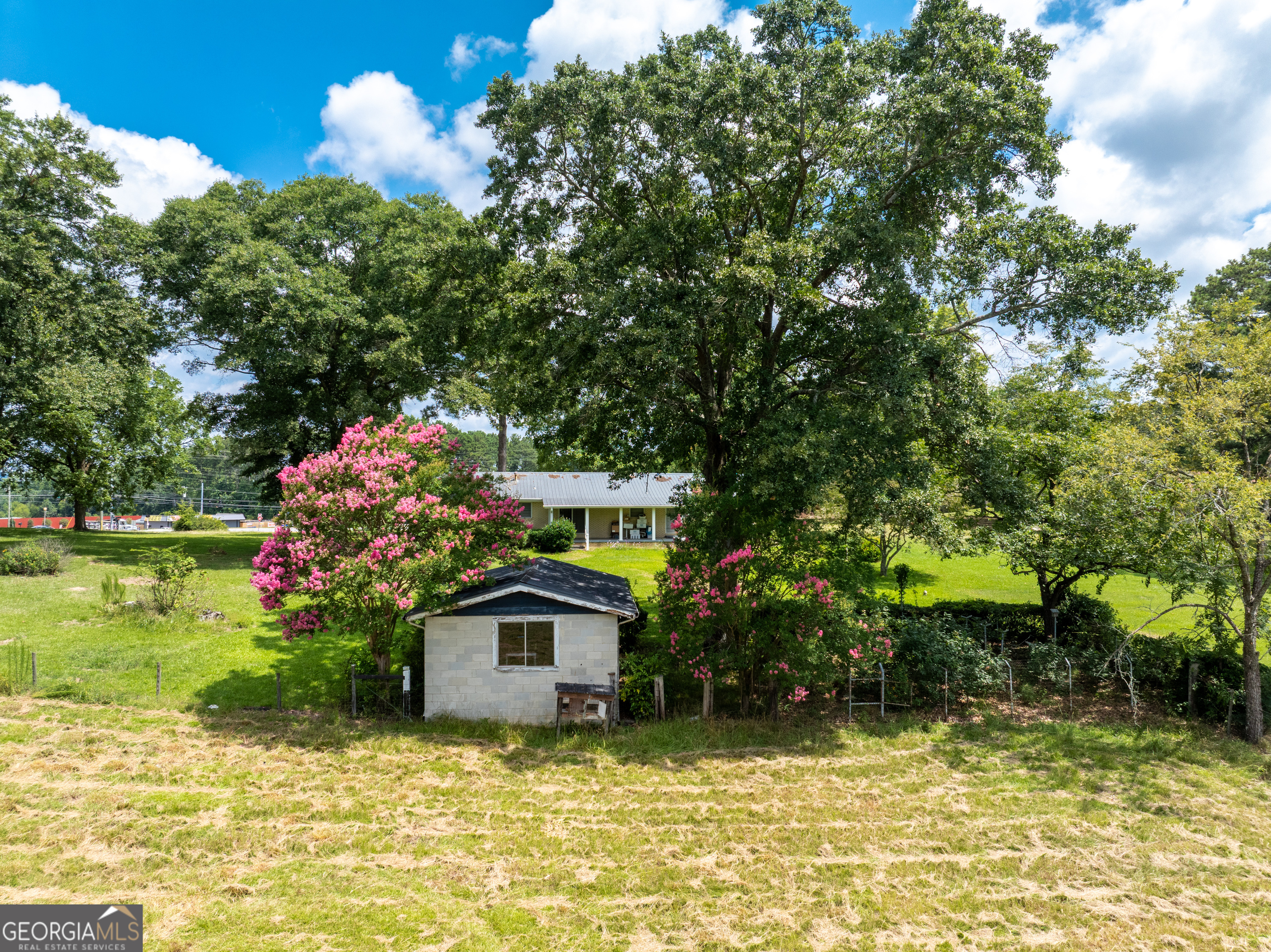 7359 Pleasant Hill Road Property Photo 8