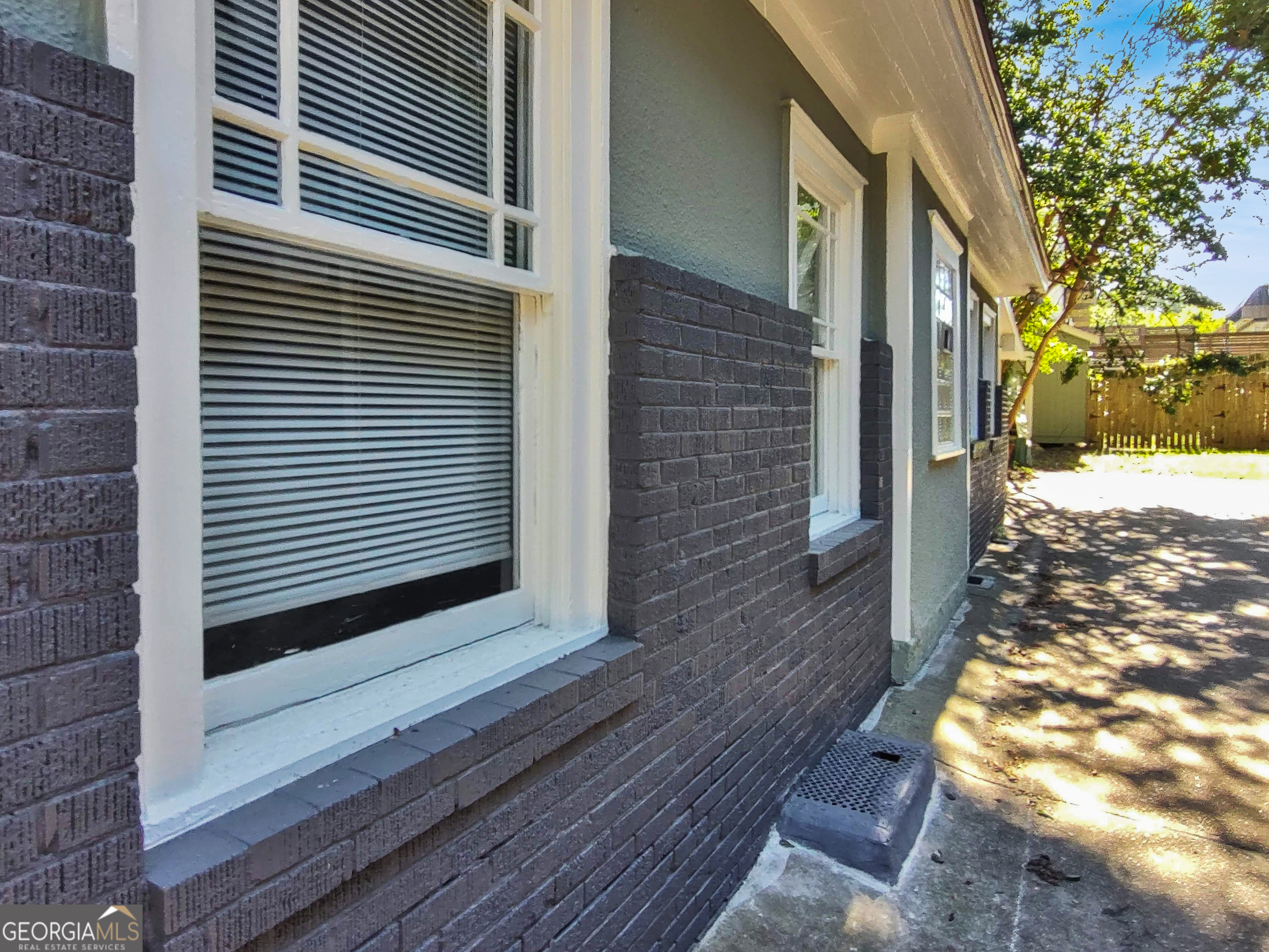 590 Seminole Avenue Ne Property Photo 3
