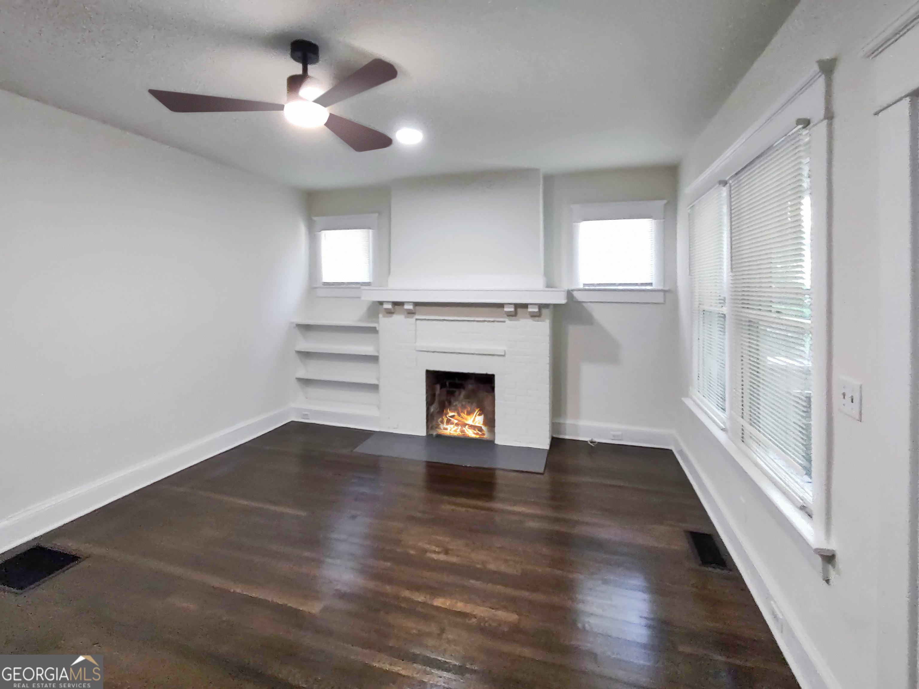 590 Seminole Avenue Ne Property Photo 7