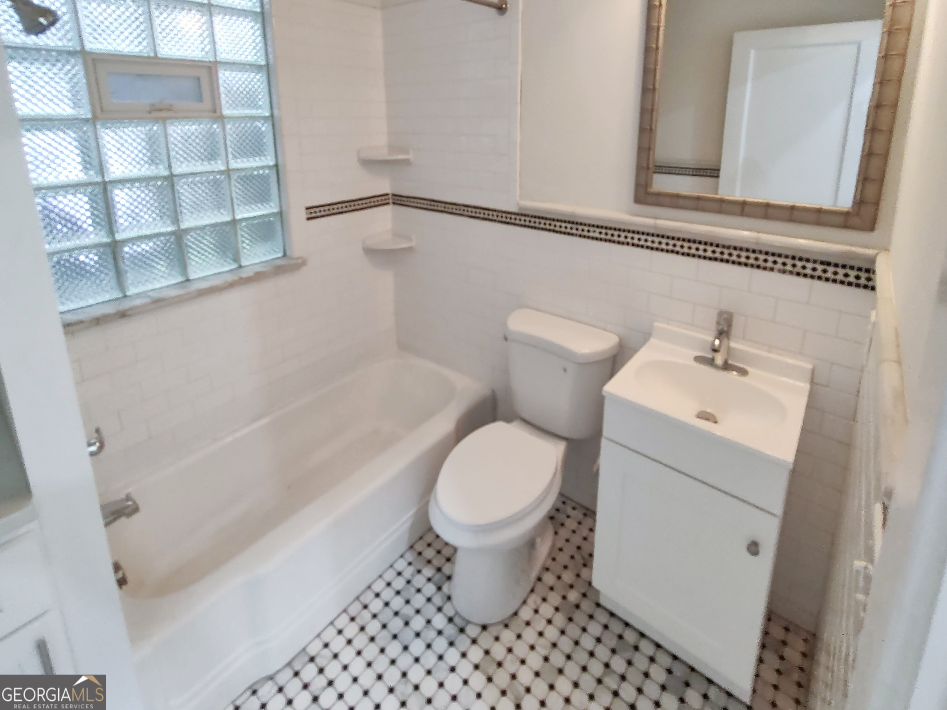 590 Seminole Avenue Ne Property Photo 12