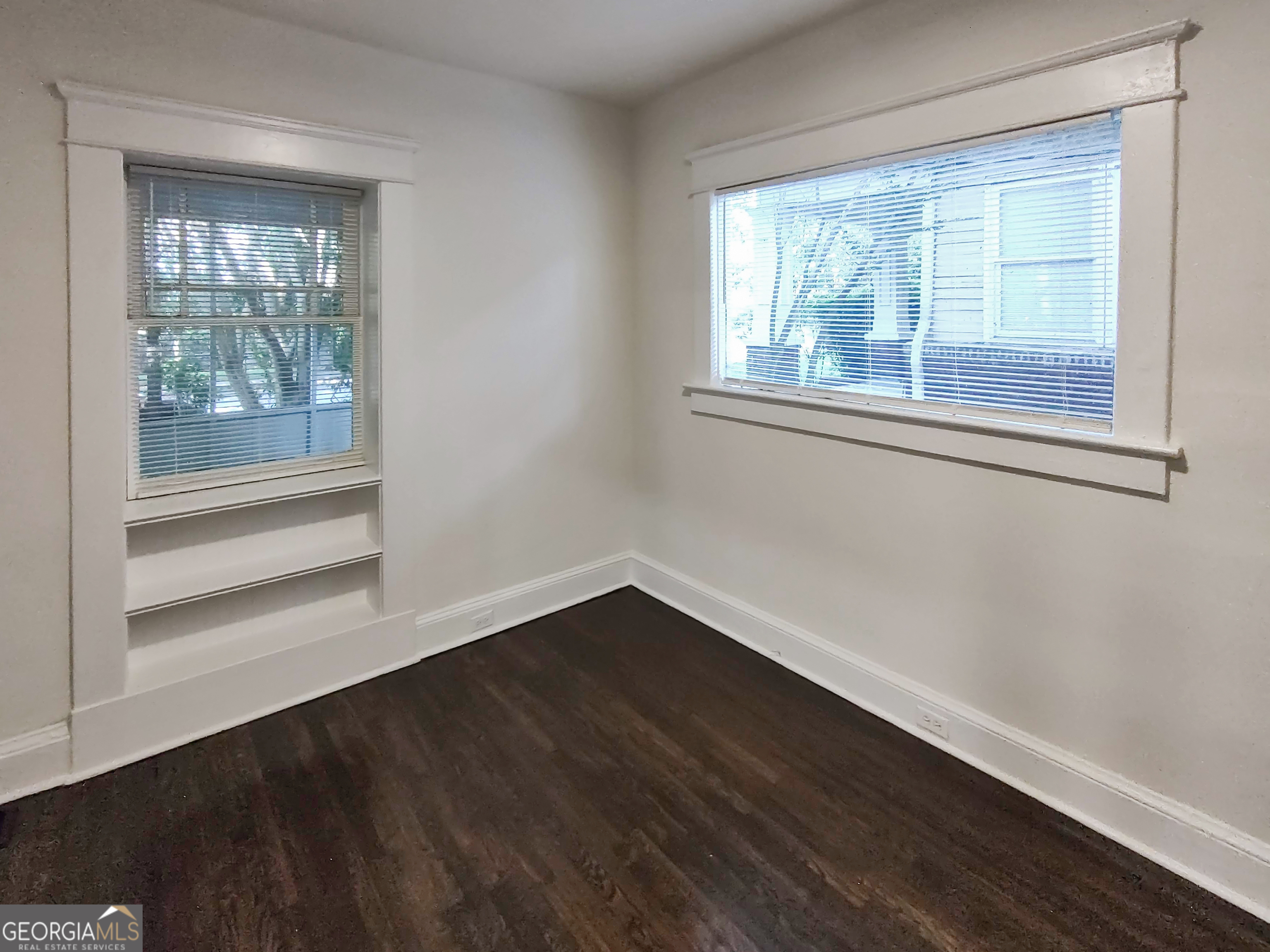 590 Seminole Avenue Ne Property Photo 15