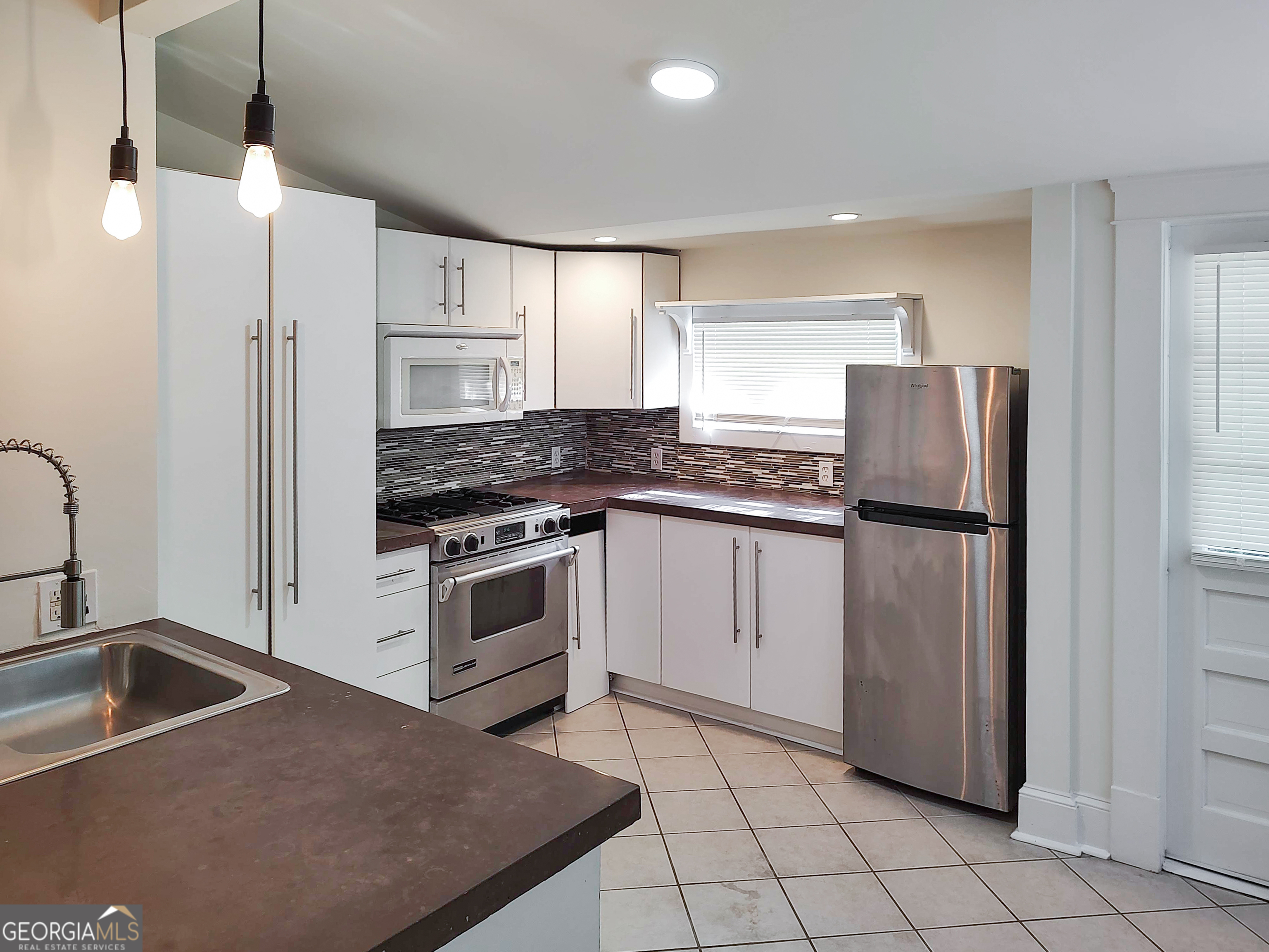590 Seminole Avenue Ne Property Photo 17