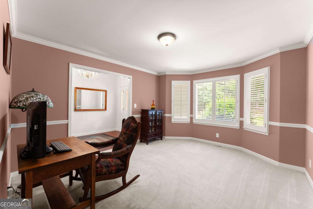 2405 Brooks Road Property Photo 10
