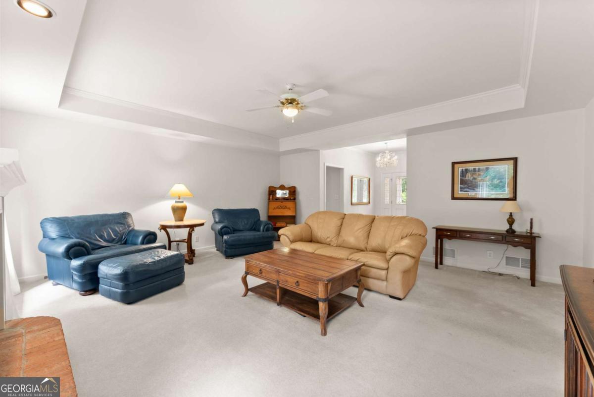 2405 Brooks Road Property Photo 13