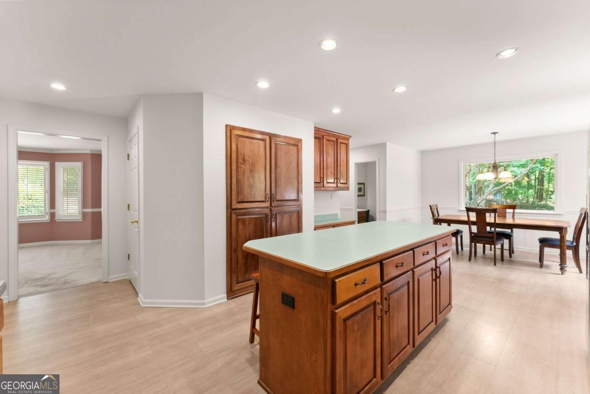 2405 Brooks Road Property Photo 21