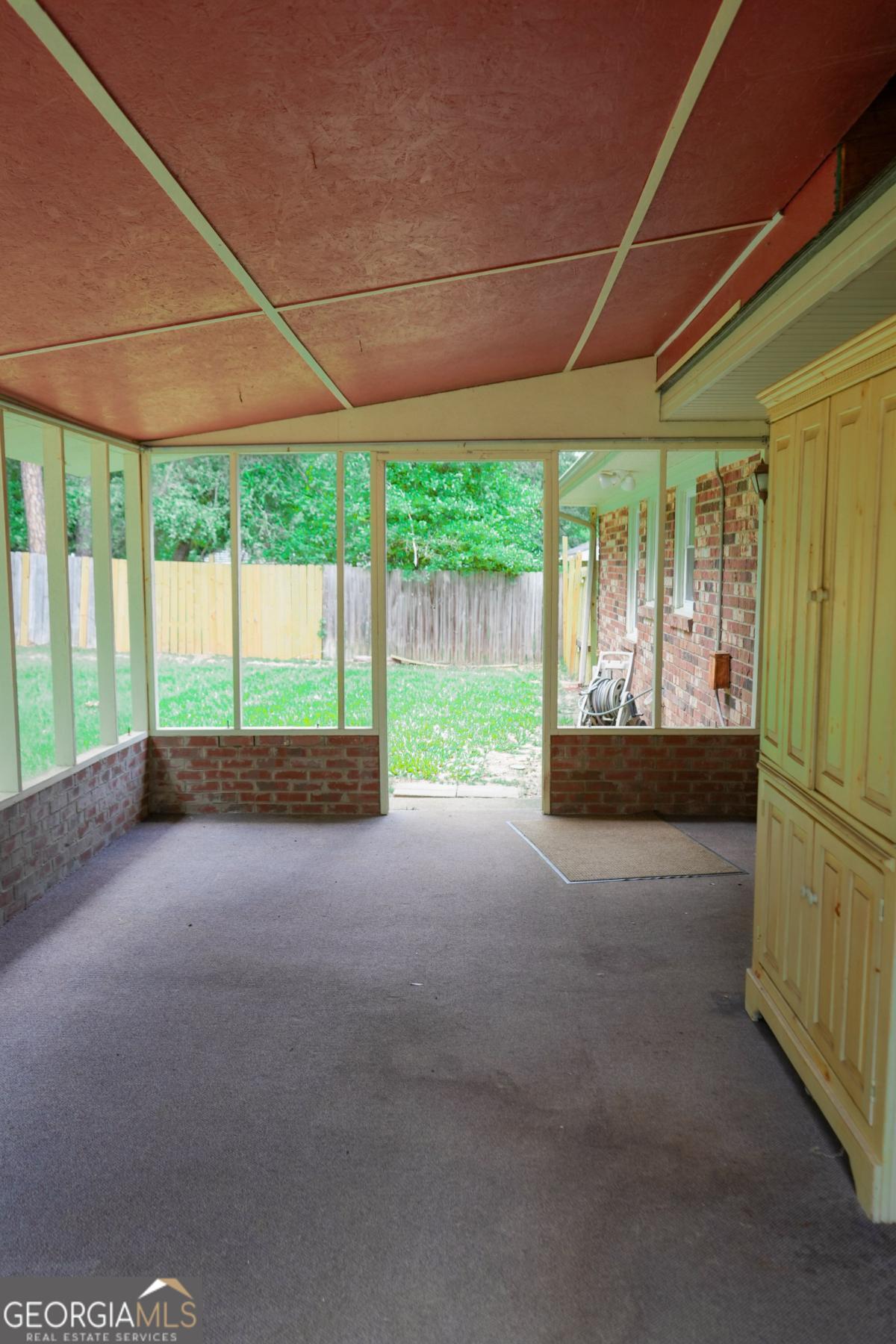 307 Pinewood Drive Property Photo 32