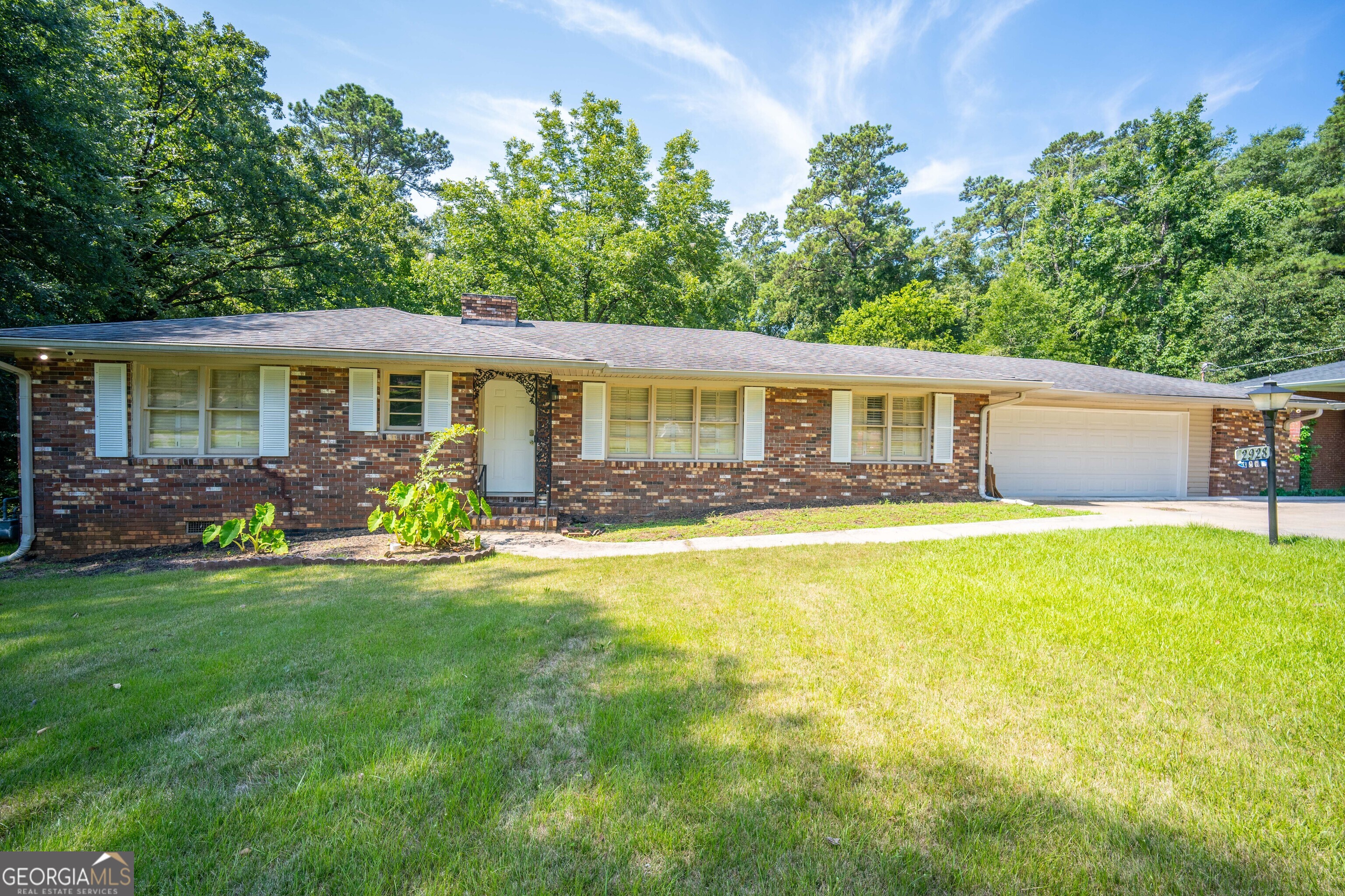 2928 Southshore Drive Property Photo 1