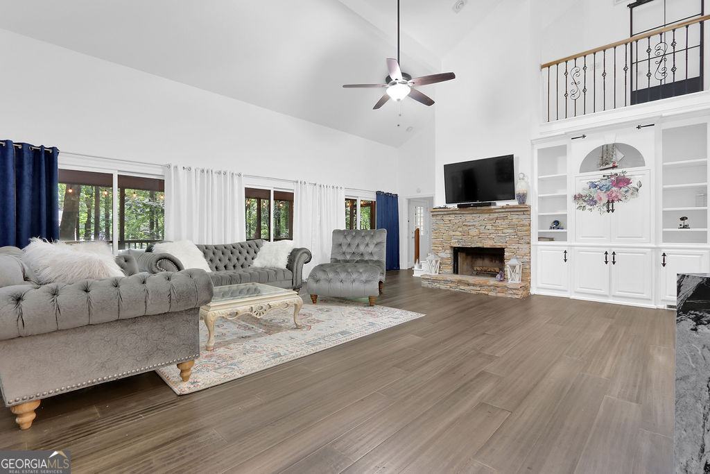 8760 S Mount Drive Property Photo 3