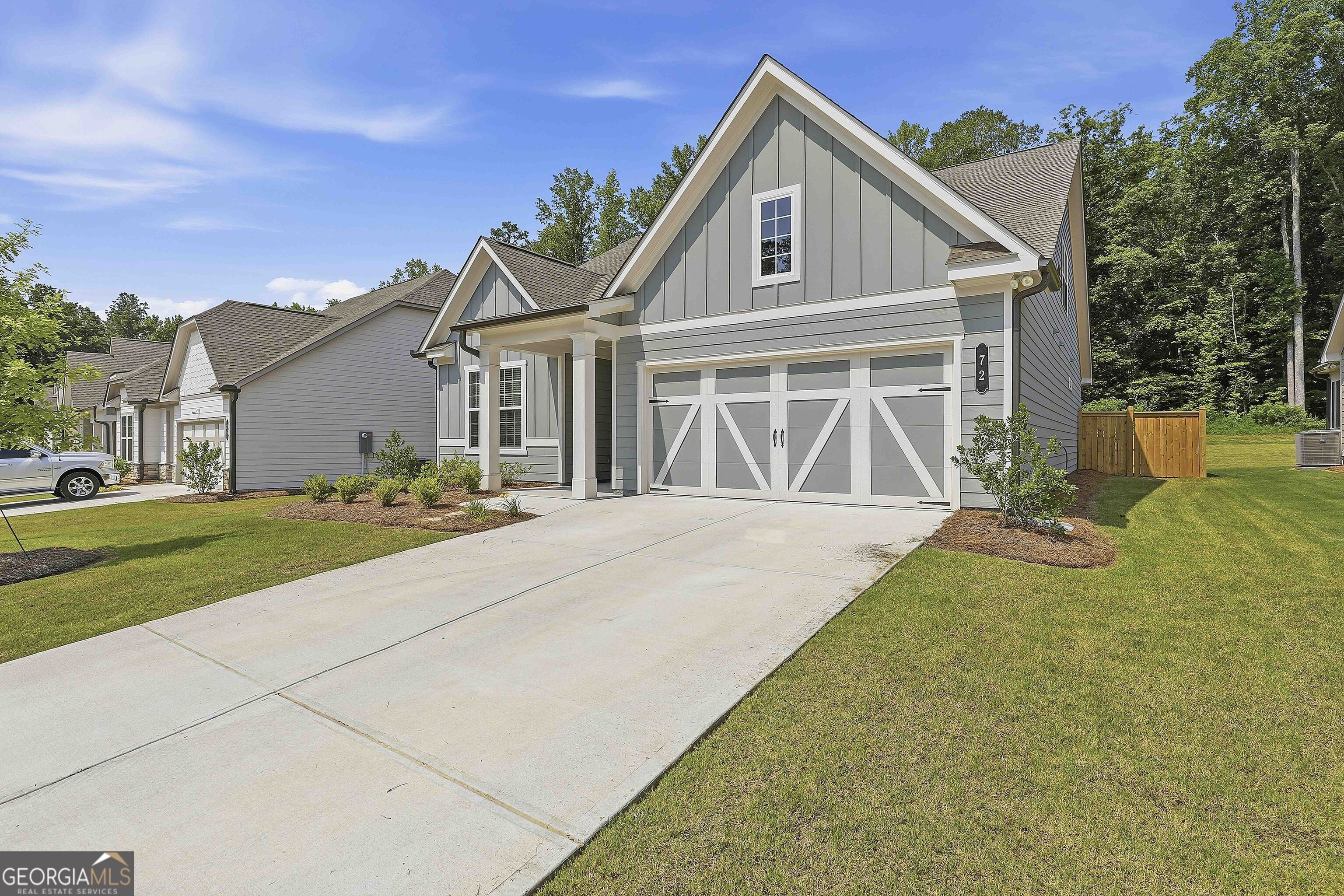 72 Mayhaw Point Property Photo 4