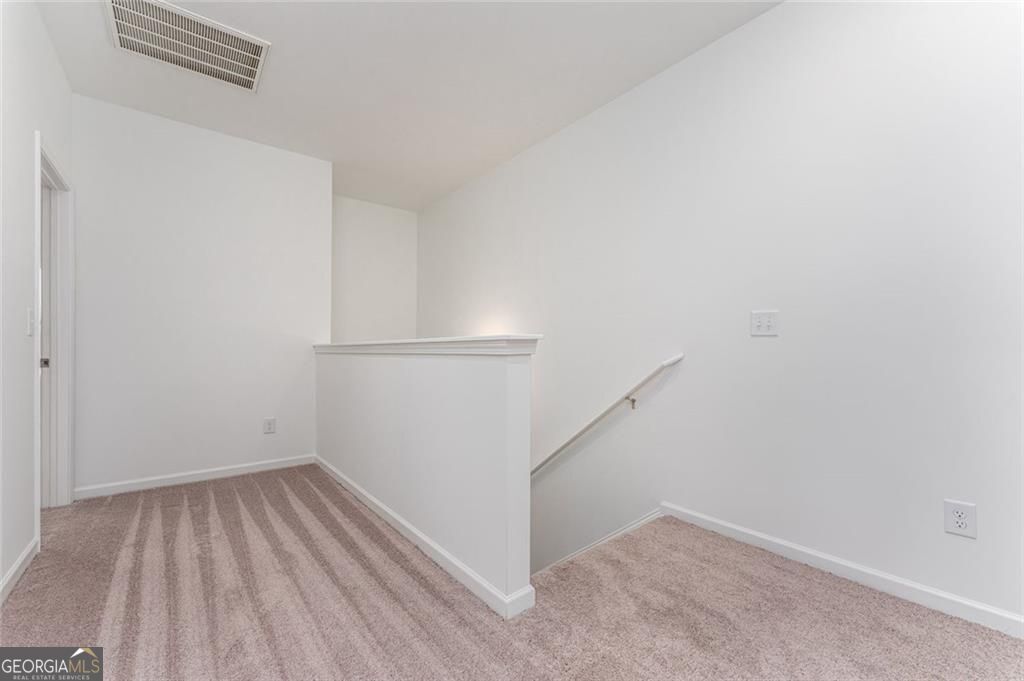700 Euharlee Road Property Photo 16