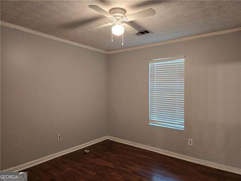 115 Bond Drive Property Photo 11
