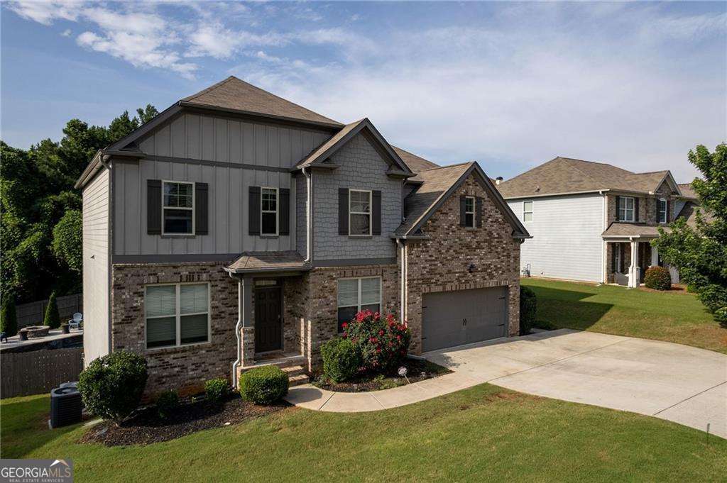 108 Fountain Oak Property Photo 4