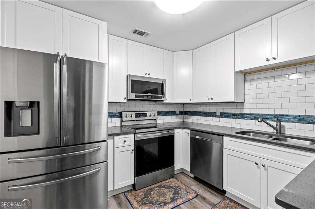 108 Fountain Oak Property Photo 34
