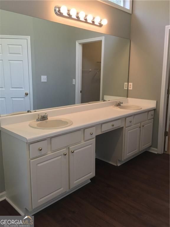 3225 Ennfield Lane Property Photo 11