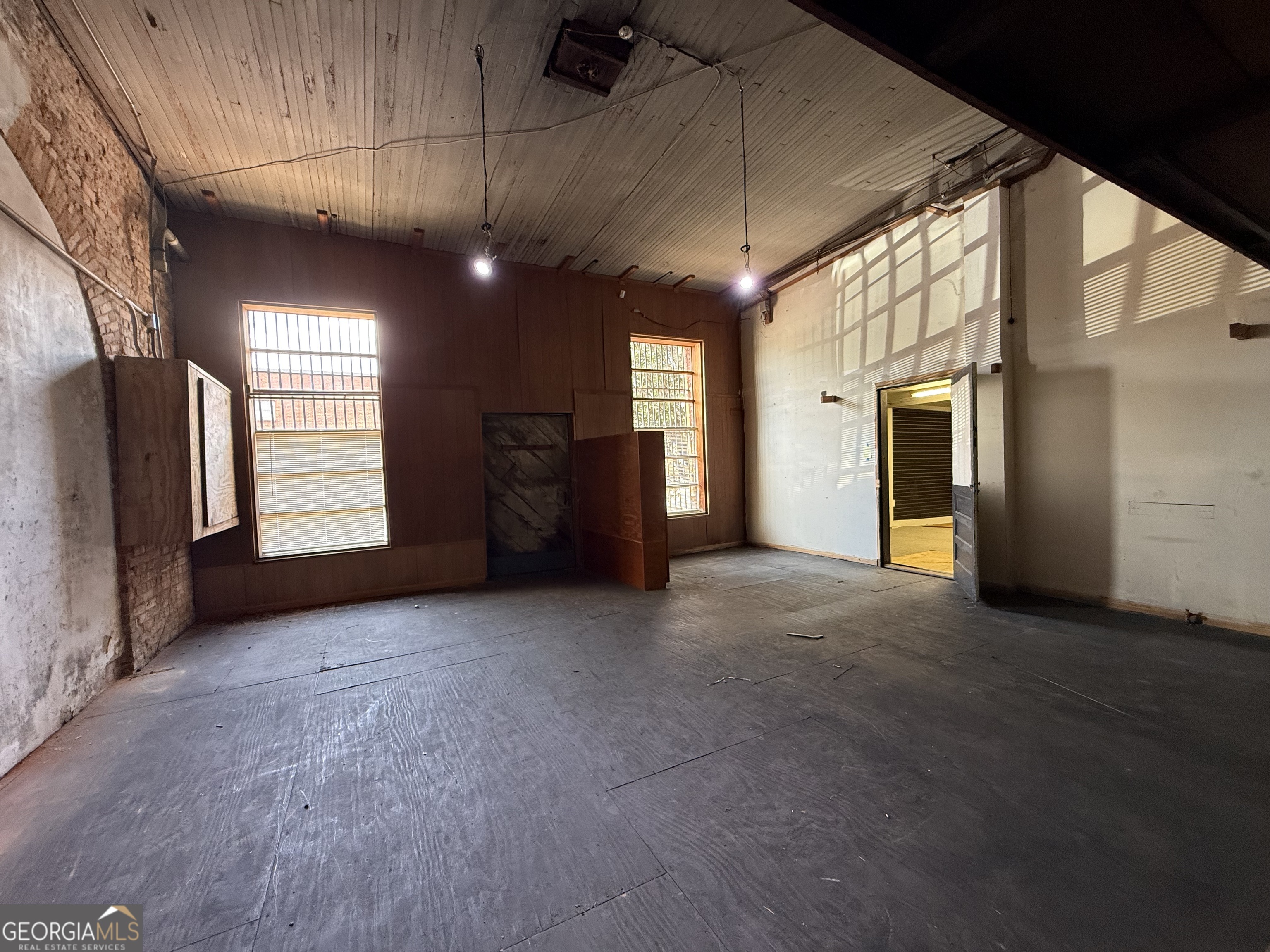 703 3rd Avenue Property Photo 15
