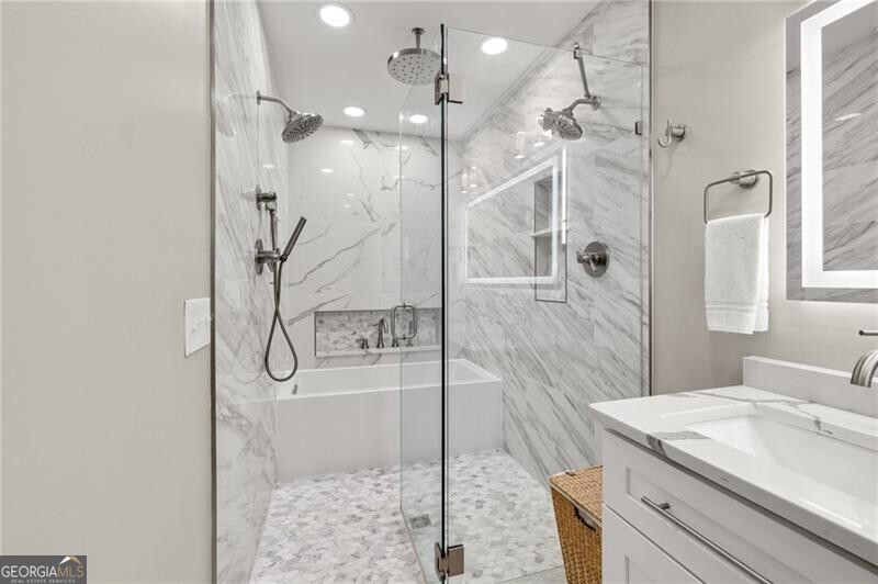 6470 Samoa Way Property Photo 38
