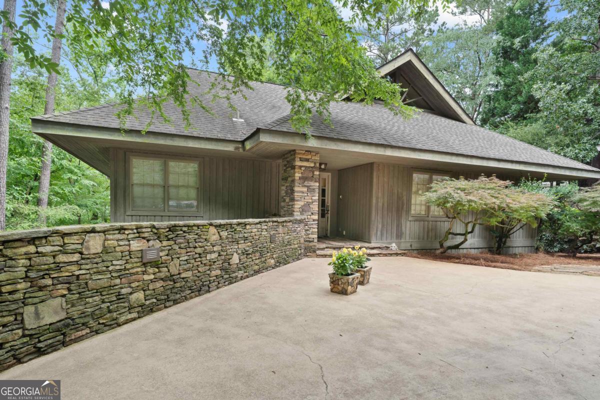 1031 Old Still Road Property Photo 13