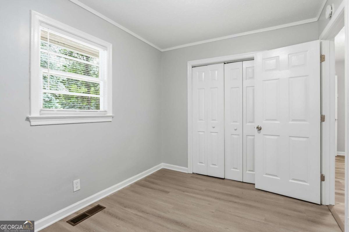 6183 Ellis Street Property Photo 14