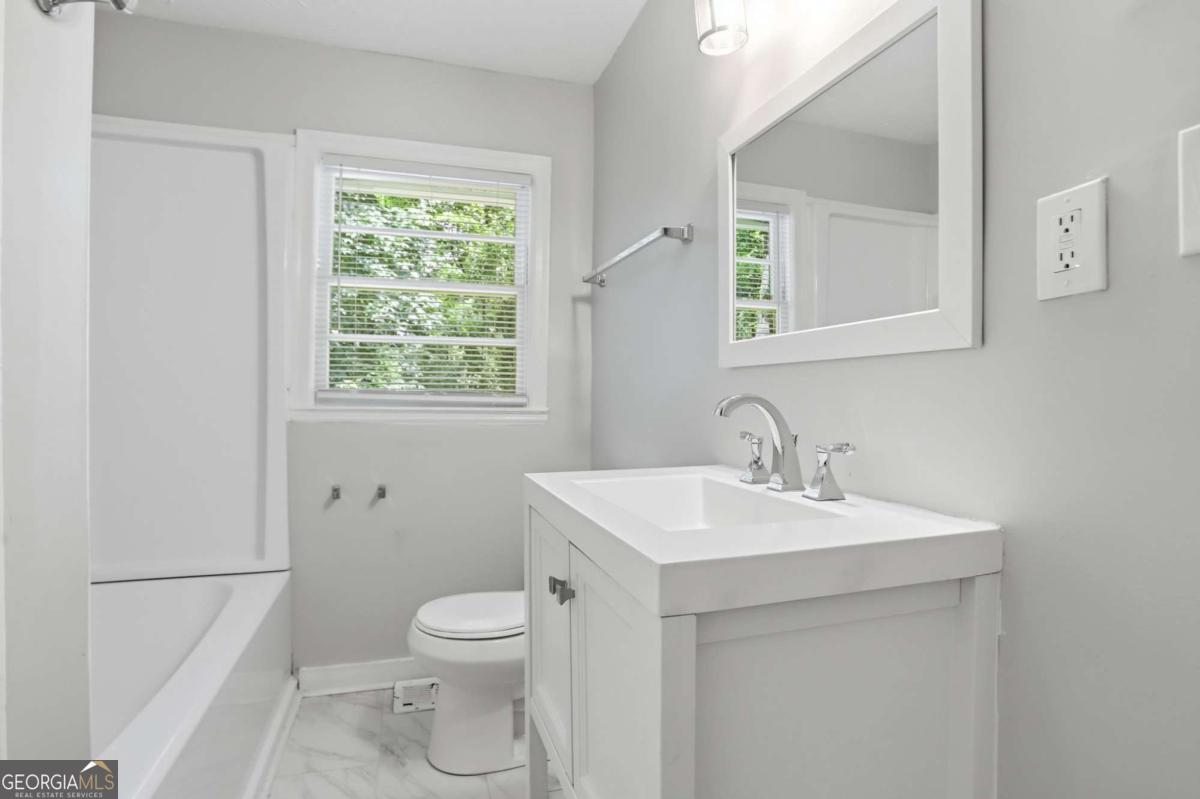 6183 Ellis Street Property Photo 15