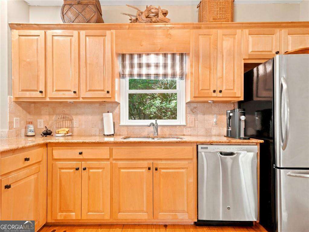 278 Bellflower Drive Property Photo 9