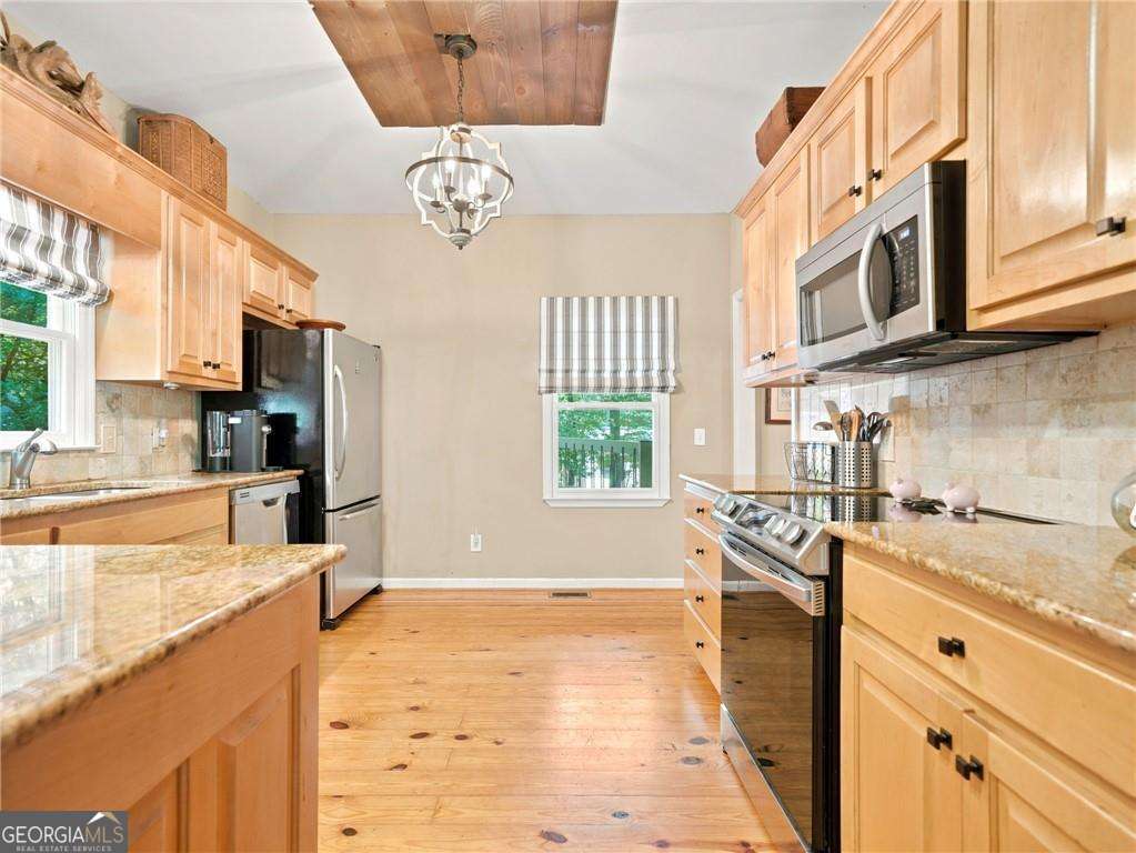 278 Bellflower Drive Property Photo 11