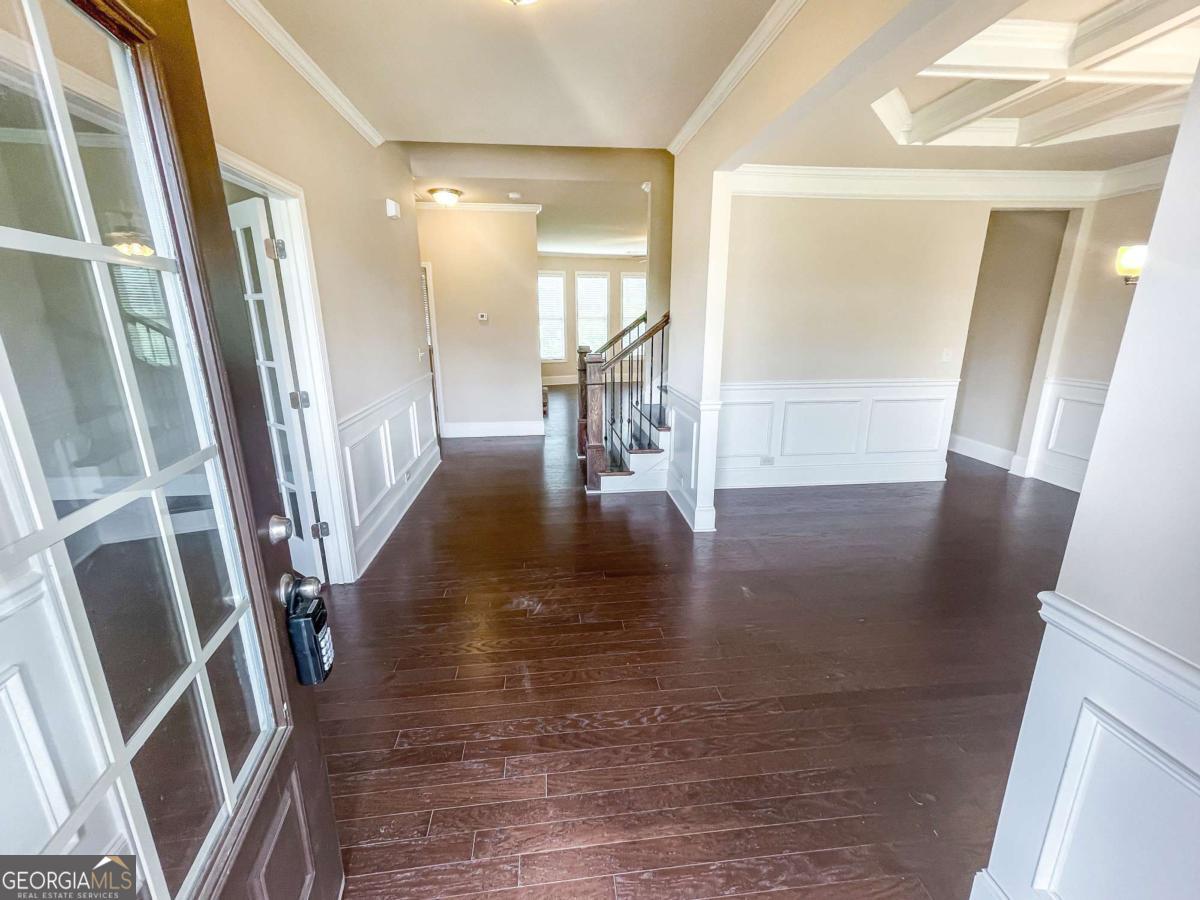 5840 Zelkova Drive Property Photo 3