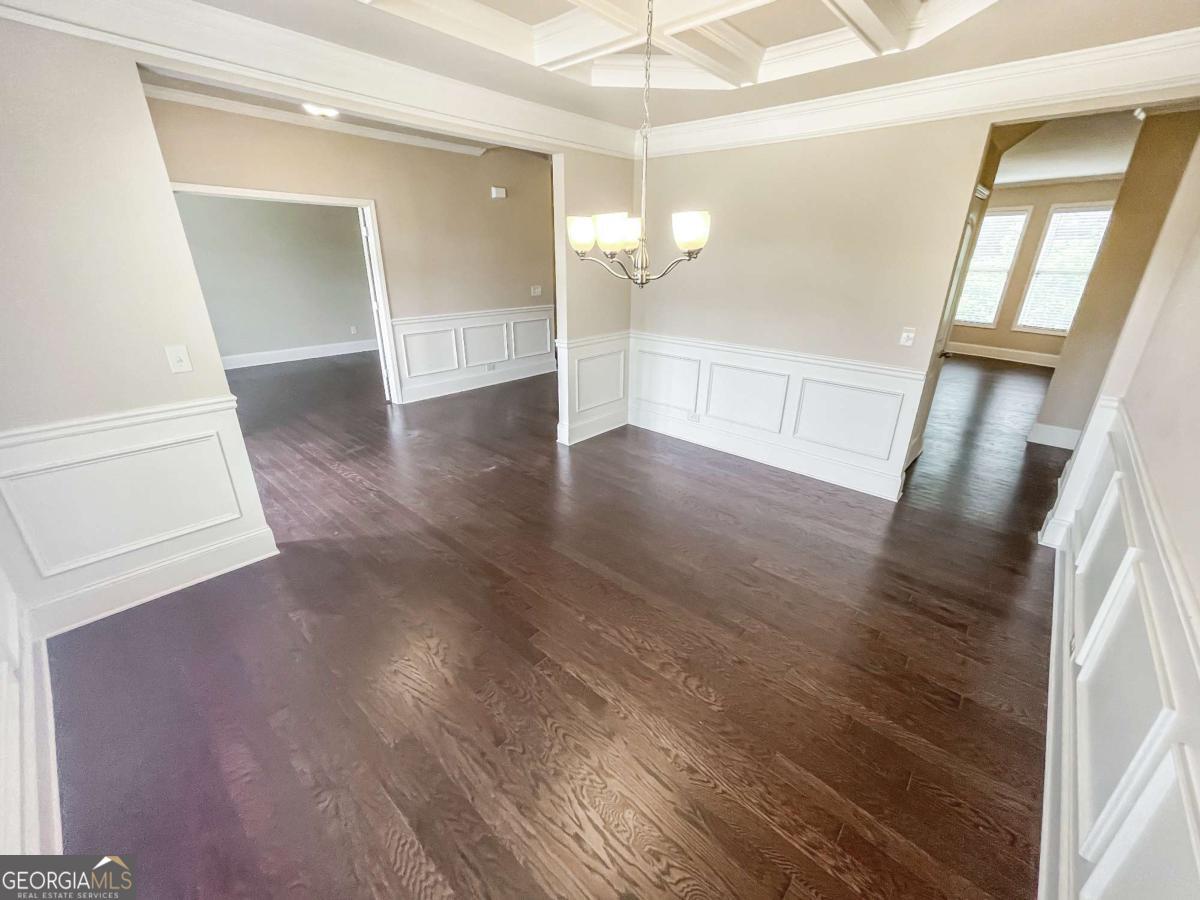 5840 Zelkova Drive Property Photo 8
