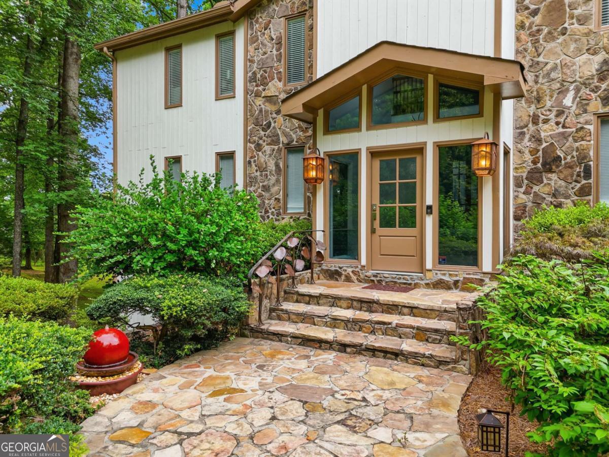 156 Poplar Trail Property Photo 8