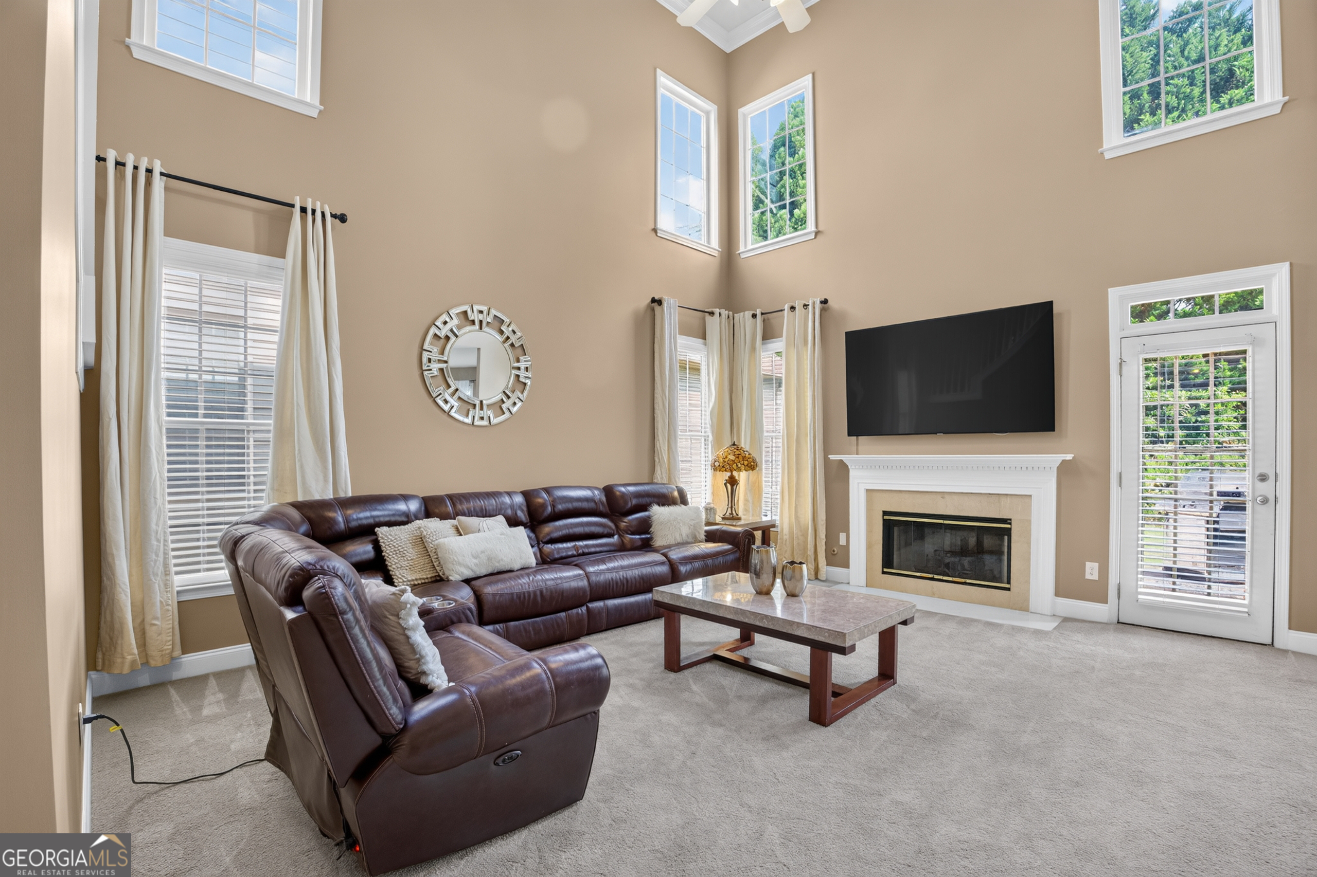 412 Cherry Tree Lane Property Photo 6