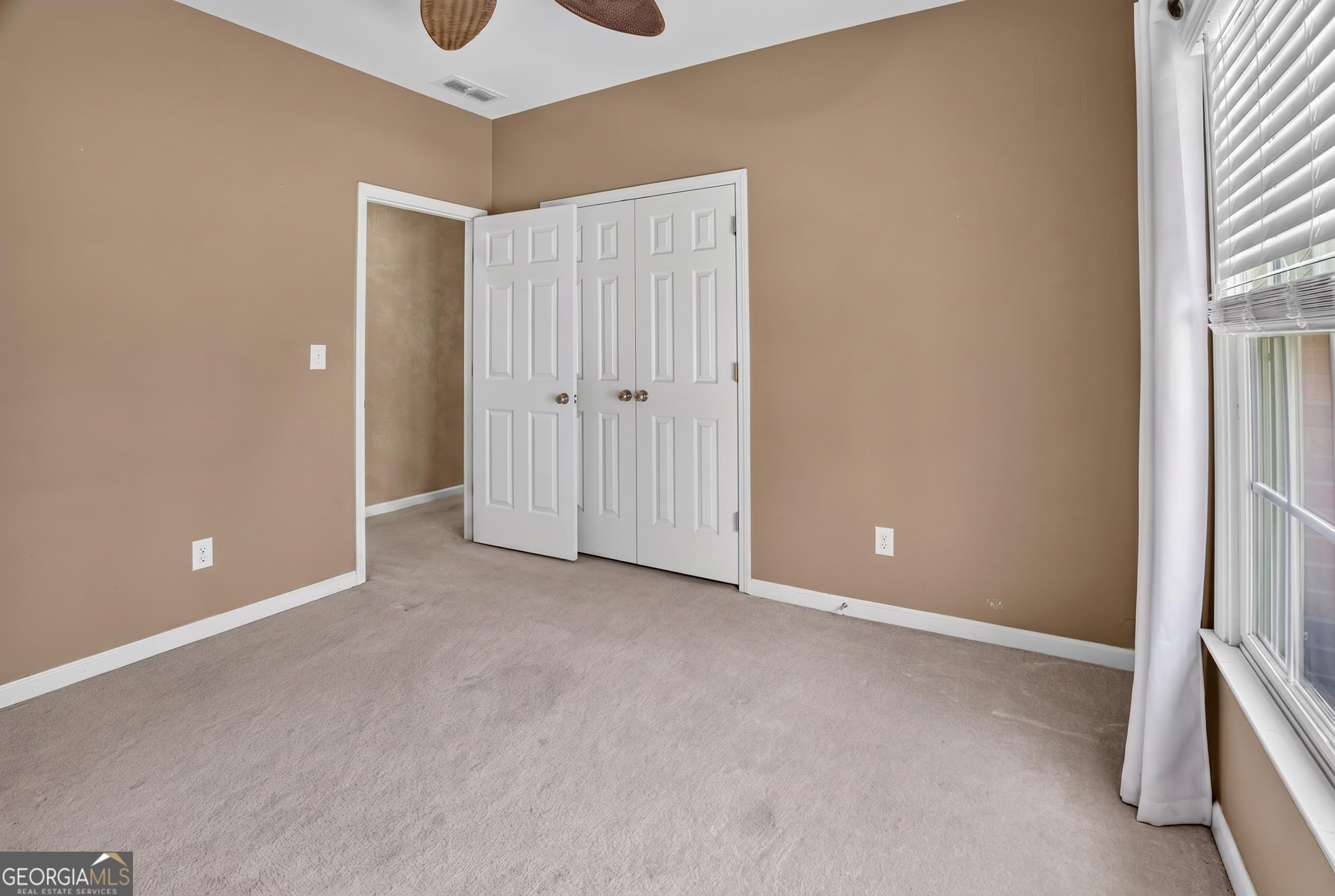 412 Cherry Tree Lane Property Photo 23
