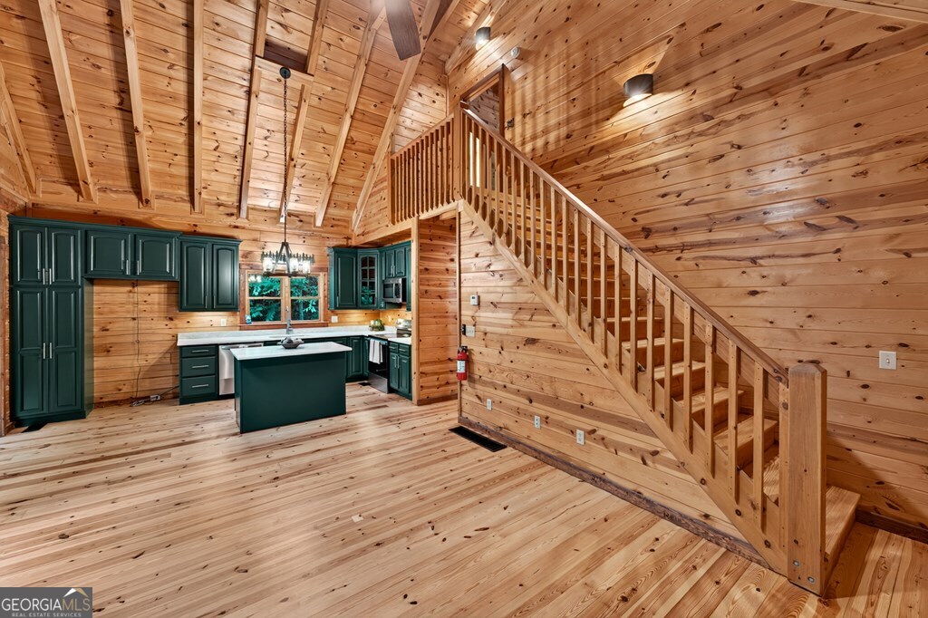 357 Hemlock Trail Property Photo 7