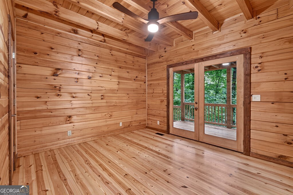 357 Hemlock Trail Property Photo 15