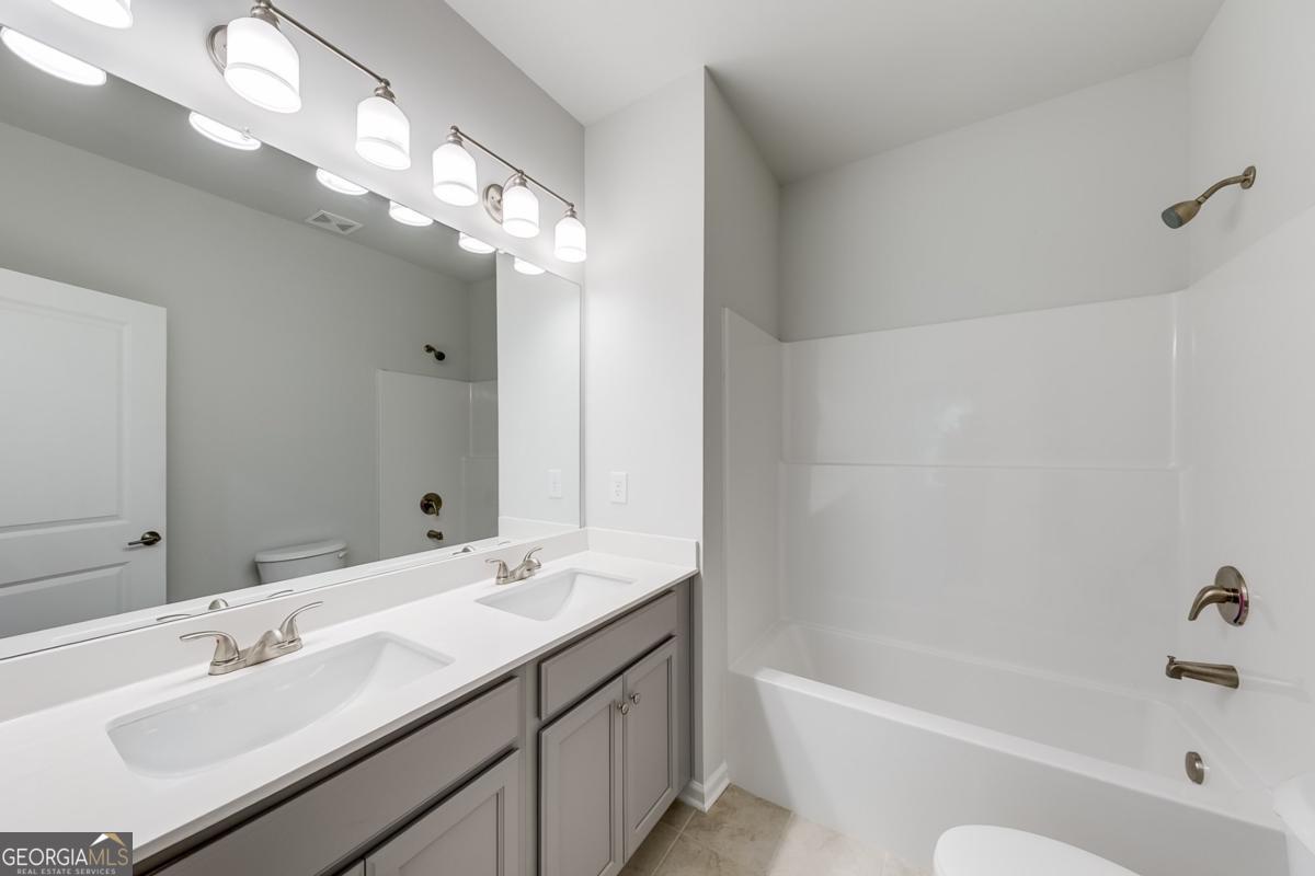 104 Greenview Court Property Photo 19