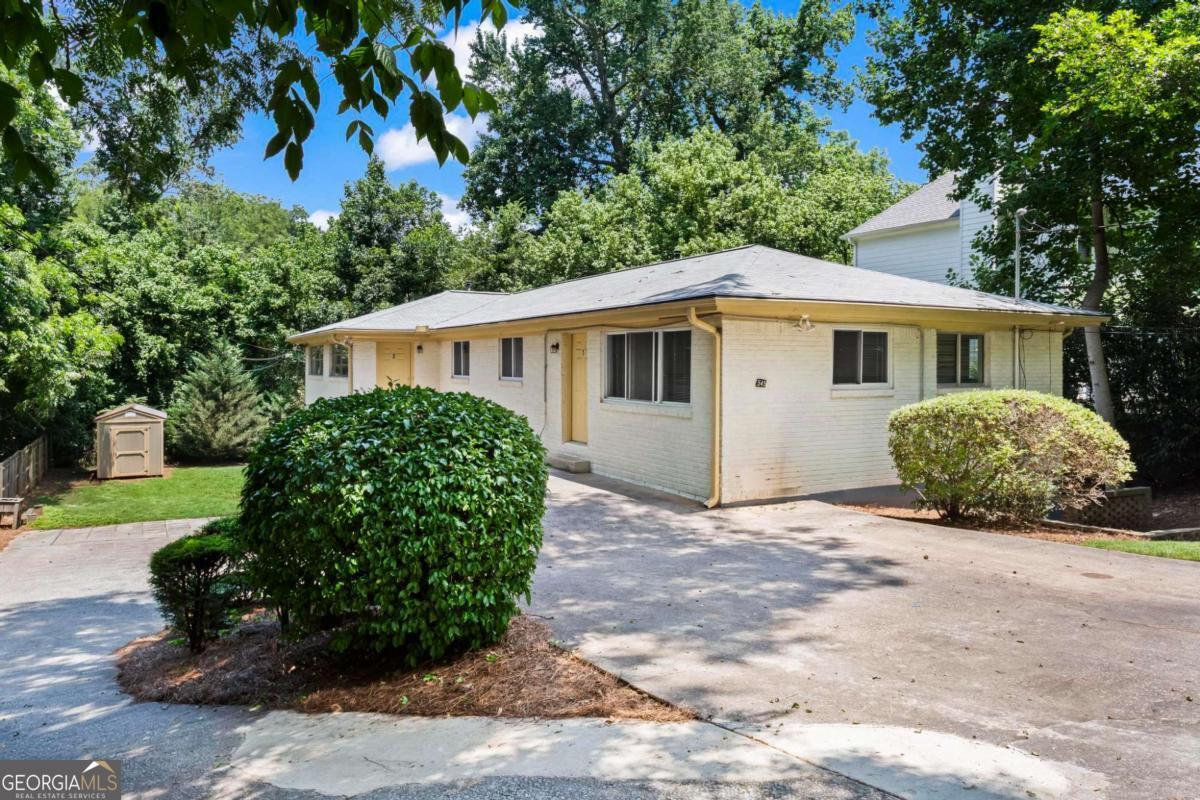 545 Oakview Road Property Photo 1