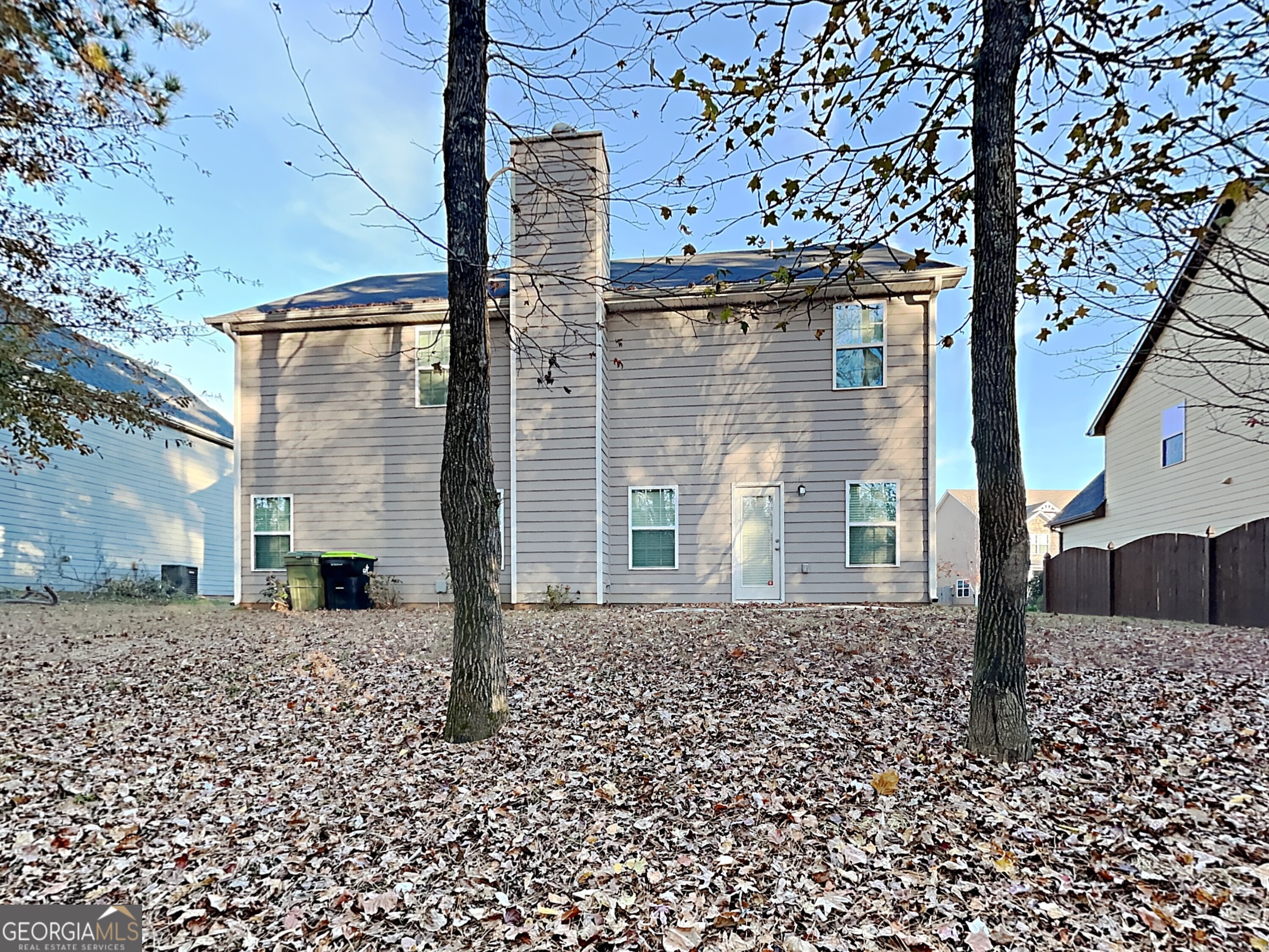 337 Cliffhaven Circle Property Photo 2