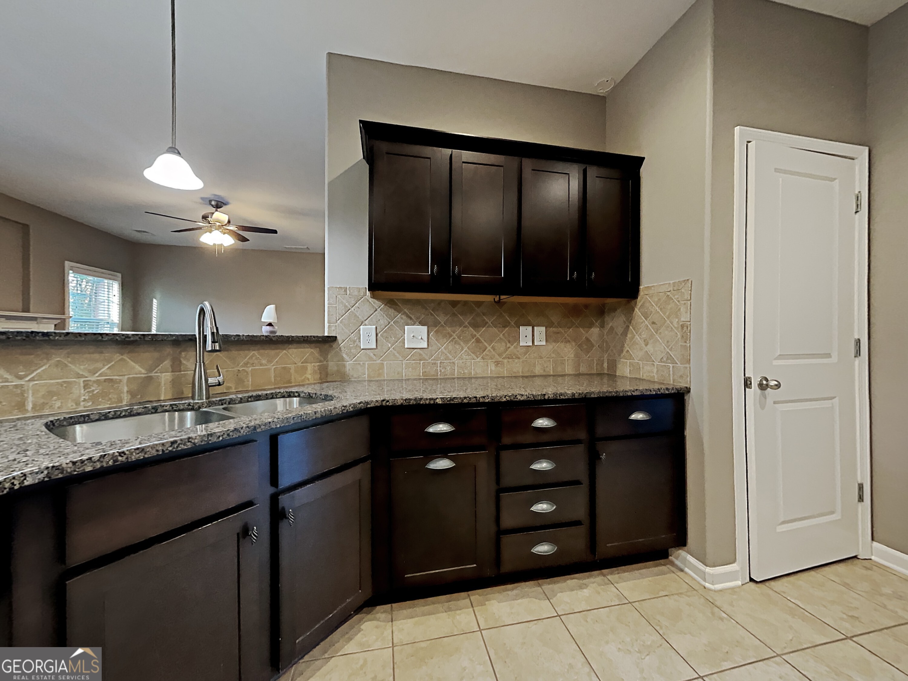 337 Cliffhaven Circle Property Photo 9