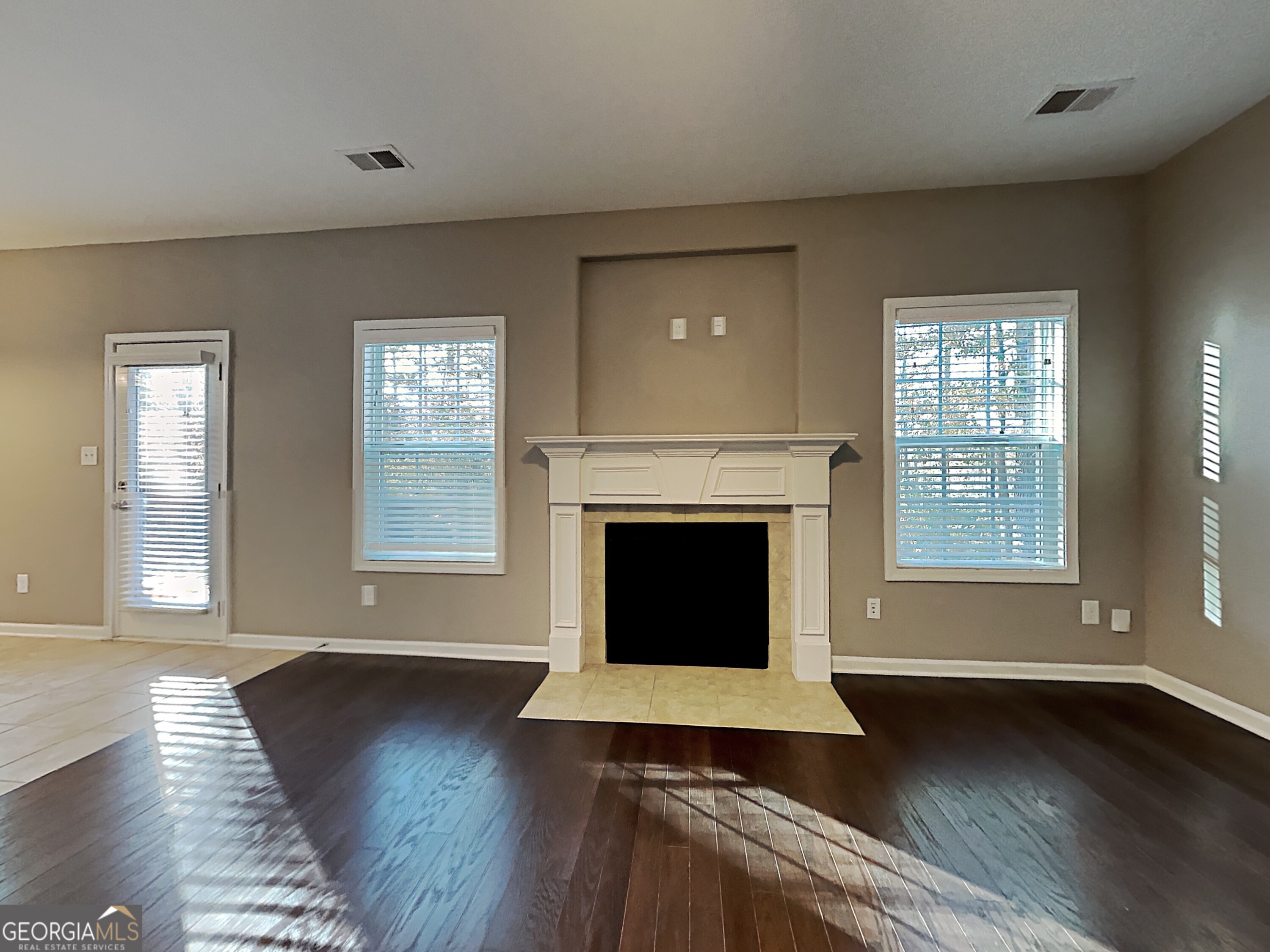 337 Cliffhaven Circle Property Photo 16